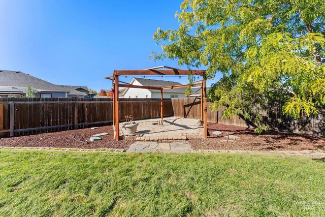 461 N Ripplerock Pl., Star, ID 83669