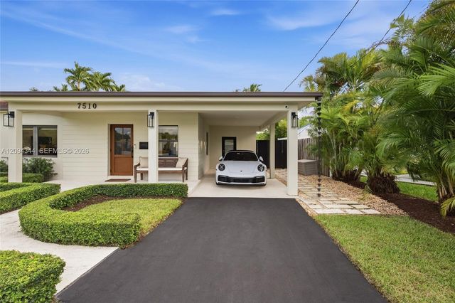7510 SW 32nd Street, Miami, FL 33155