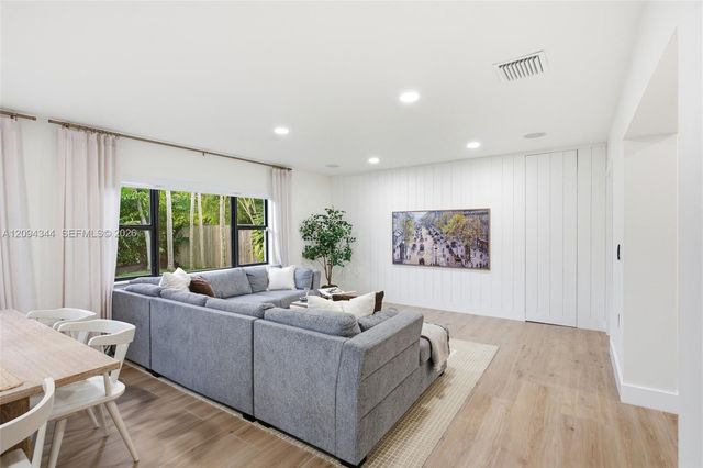 7510 SW 32nd Street, Miami, FL 33155