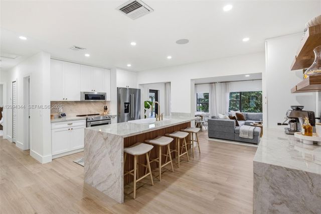 7510 SW 32nd Street, Miami, FL 33155