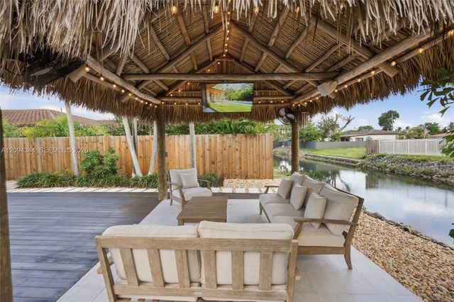 7510 SW 32nd Street, Miami, FL 33155