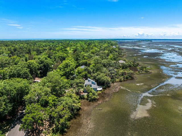2526 Seabrook Island Road, Seabrook Island, SC 29455