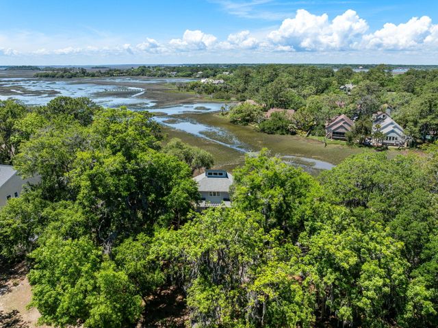 2526 Seabrook Island Road, Seabrook Island, SC 29455
