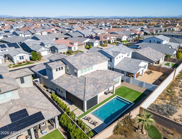 17245 W MIDDLEBURY Street, Surprise, AZ 85388