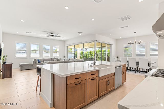 17245 W MIDDLEBURY Street, Surprise, AZ 85388