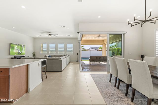 17245 W MIDDLEBURY Street, Surprise, AZ 85388