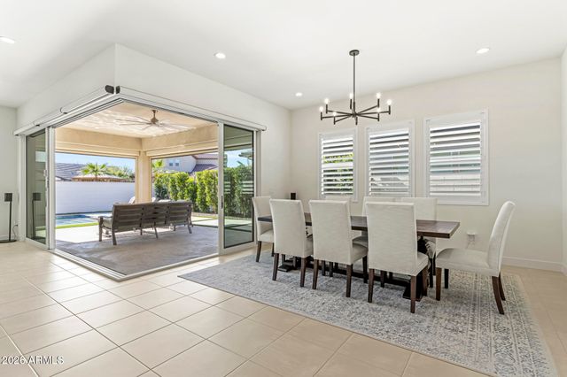 17245 W MIDDLEBURY Street, Surprise, AZ 85388