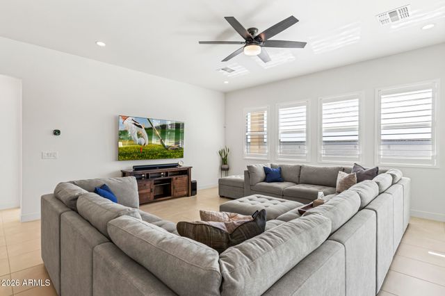 17245 W MIDDLEBURY Street, Surprise, AZ 85388