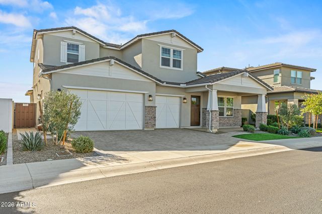 17245 W MIDDLEBURY Street, Surprise, AZ 85388