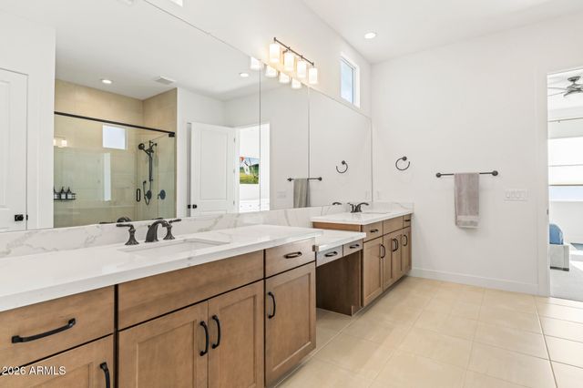 17245 W MIDDLEBURY Street, Surprise, AZ 85388