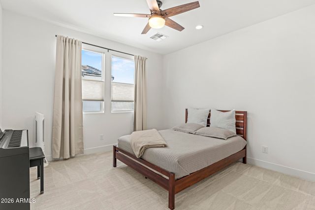 17245 W MIDDLEBURY Street, Surprise, AZ 85388