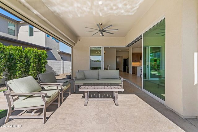 17245 W MIDDLEBURY Street, Surprise, AZ 85388