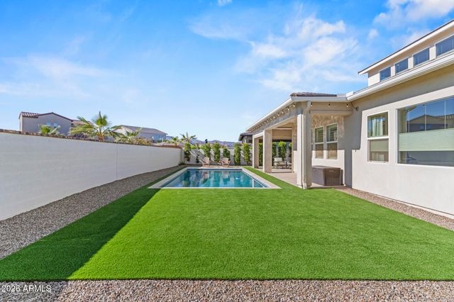 17245 W MIDDLEBURY Street, Surprise, AZ 85388