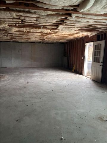 6508 Waterford SW Street, Atlanta, GA 30331