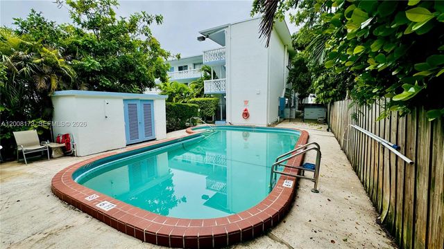 1120 102nd st 7, Bay Harbor Islands, FL 33154