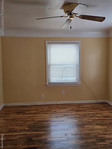 21541 Collingham Avenue, Farmington, MI 48336