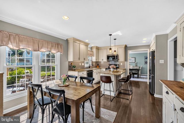 1110 COTSWOLD LN, West Chester, PA 19380