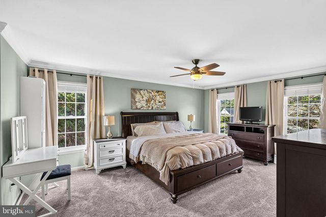 1110 COTSWOLD LN, West Chester, PA 19380