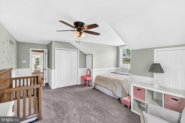 1110 COTSWOLD LN, West Chester, PA 19380