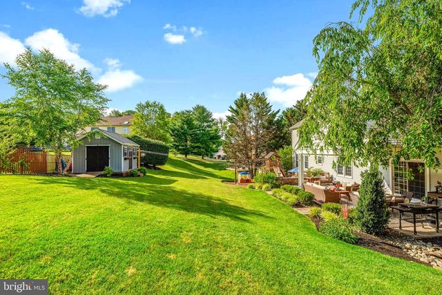 1110 COTSWOLD LN, West Chester, PA 19380