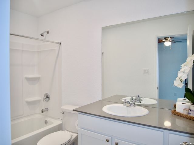 7627 Chancery Gate, San Antonio, TX 78253
