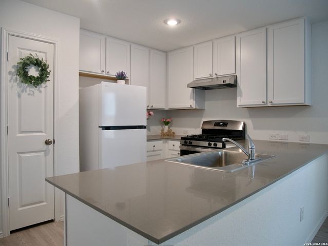7627 Chancery Gate, San Antonio, TX 78253