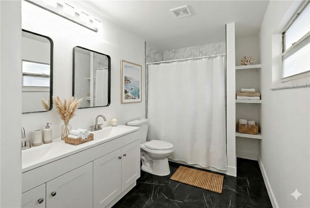 2025 9th Place, Vero Beach, FL 32960