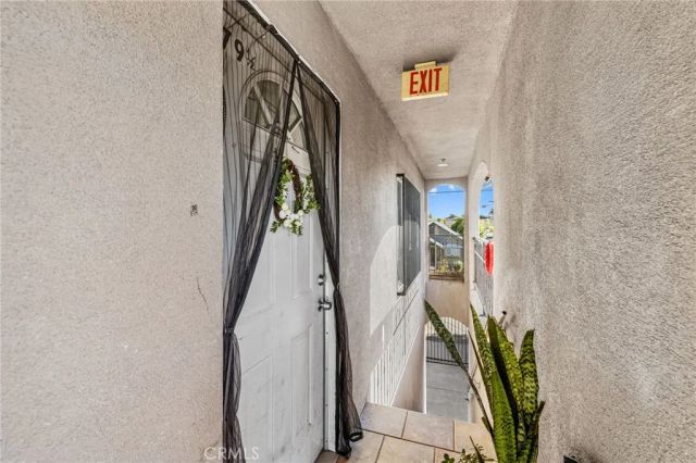 879 E 40th Place, Los Angeles, CA 90011