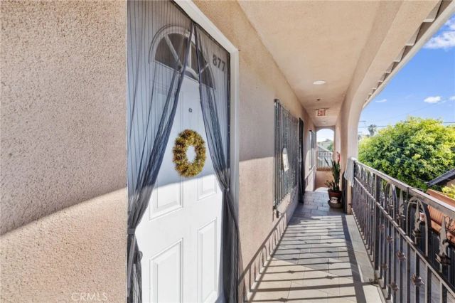 879 E 40th Place, Los Angeles, CA 90011