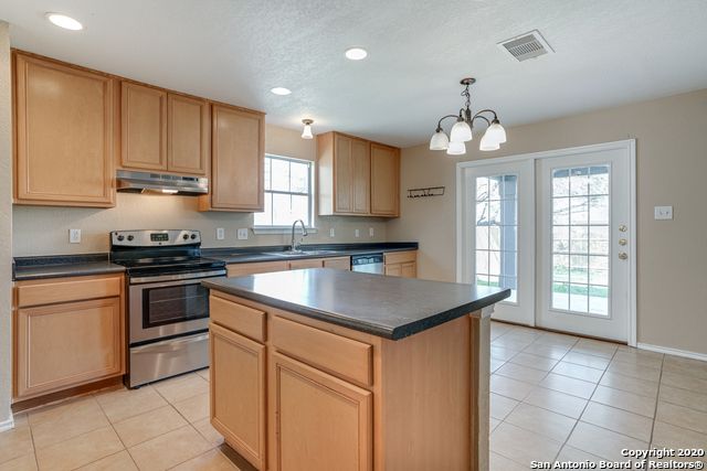 7522 CEDAR FARM, San Antonio, TX 78239