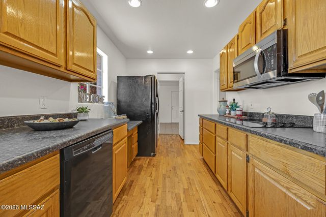 2758 N Warren Avenue, Tucson, AZ 85719