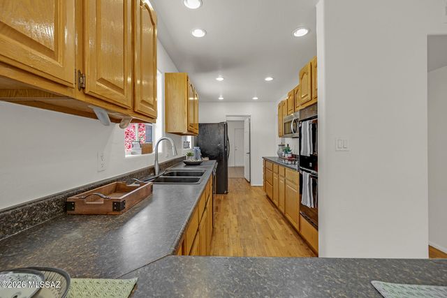 2758 N Warren Avenue, Tucson, AZ 85719