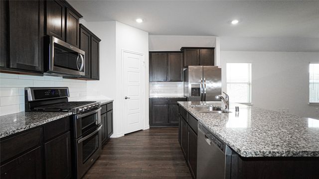 871 Philadelphia Street, Fate, TX 75189