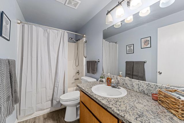 468 Merlee Circle, Eagle Point, OR 97524