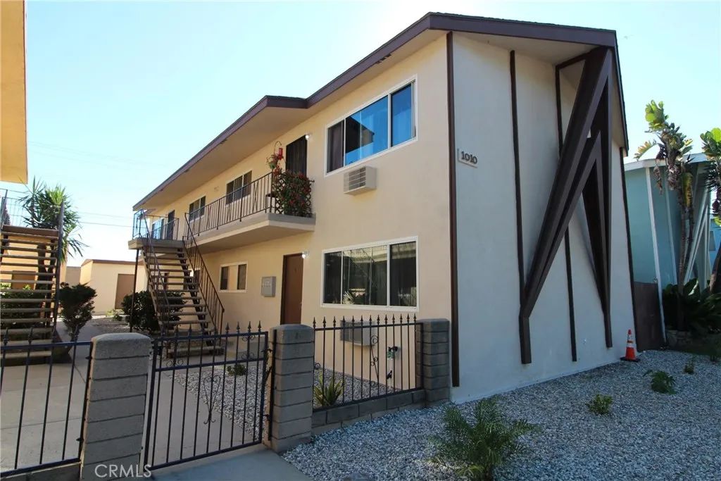 1010 E 32nd A, Signal Hill, CA 90755
