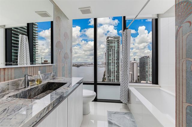 3131 NE 7th Ave 4001, Miami, FL 33137