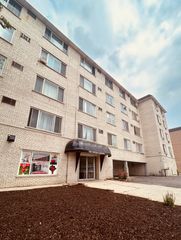 1227 S Harlem Avenue 310, Berwyn, IL 60402
