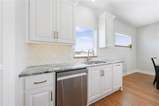 205 Prairie Rose Circle, Smithville, MO 64089