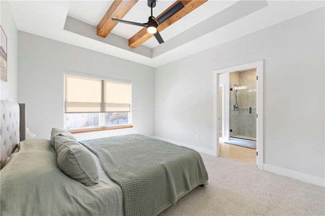 205 Prairie Rose Circle, Smithville, MO 64089