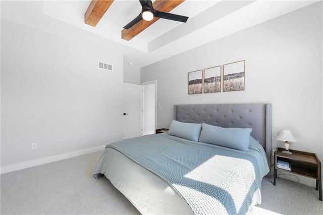 205 Prairie Rose Circle, Smithville, MO 64089