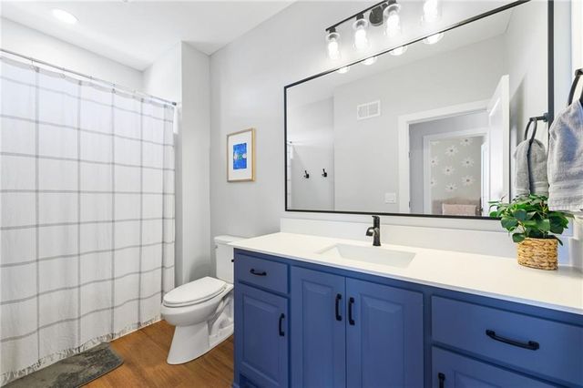 205 Prairie Rose Circle, Smithville, MO 64089