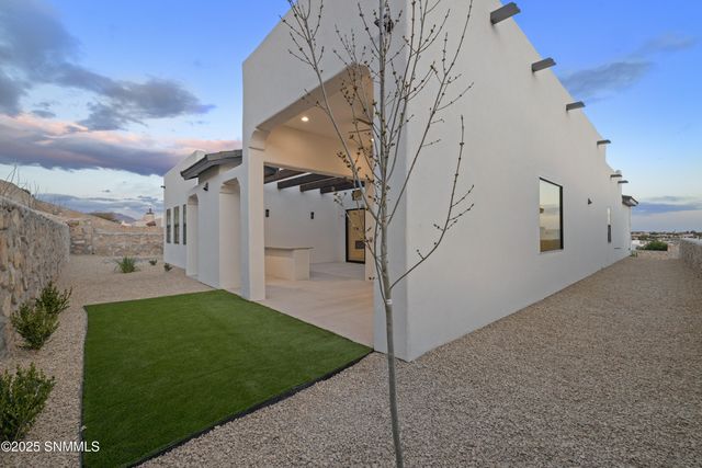 2901 East Springs Road, Las Cruces, NM 88011