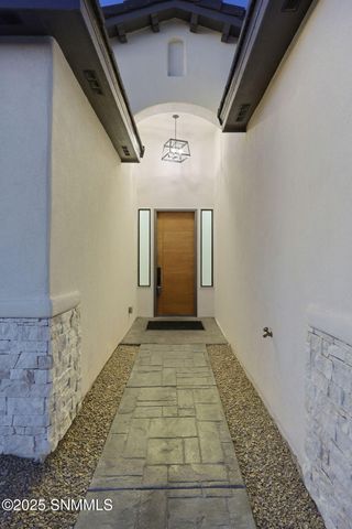 2901 East Springs Road, Las Cruces, NM 88011