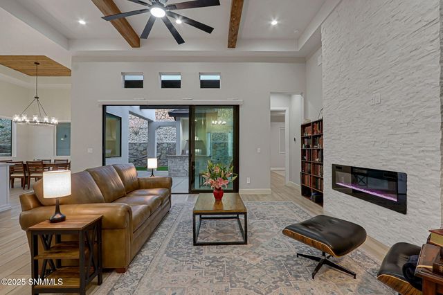 2901 East Springs Road, Las Cruces, NM 88011