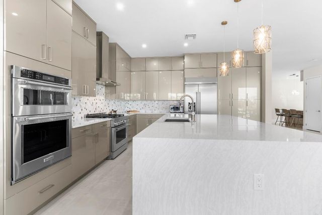 12510 Solano Bay Circle, Palm Beach Gardens, FL 33412