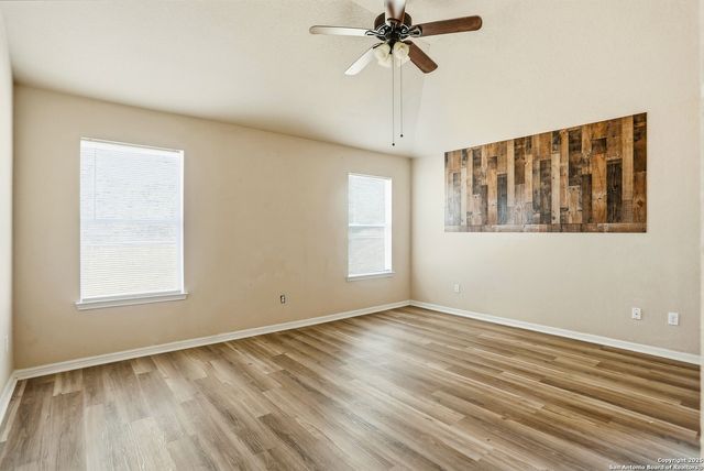 5703 Cardinal Falls, San Antonio, TX 78239