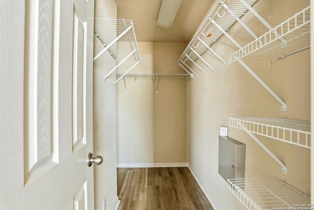 5703 Cardinal Falls, San Antonio, TX 78239