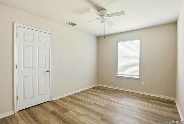 5703 Cardinal Falls, San Antonio, TX 78239