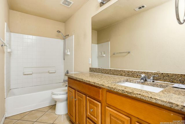 5703 Cardinal Falls, San Antonio, TX 78239