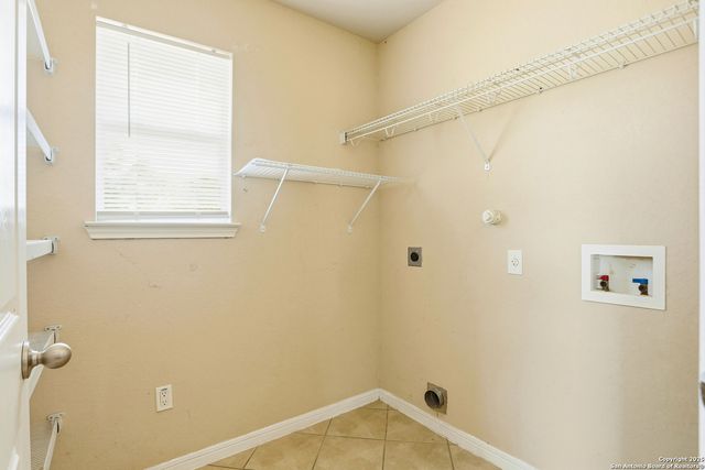 5703 Cardinal Falls, San Antonio, TX 78239